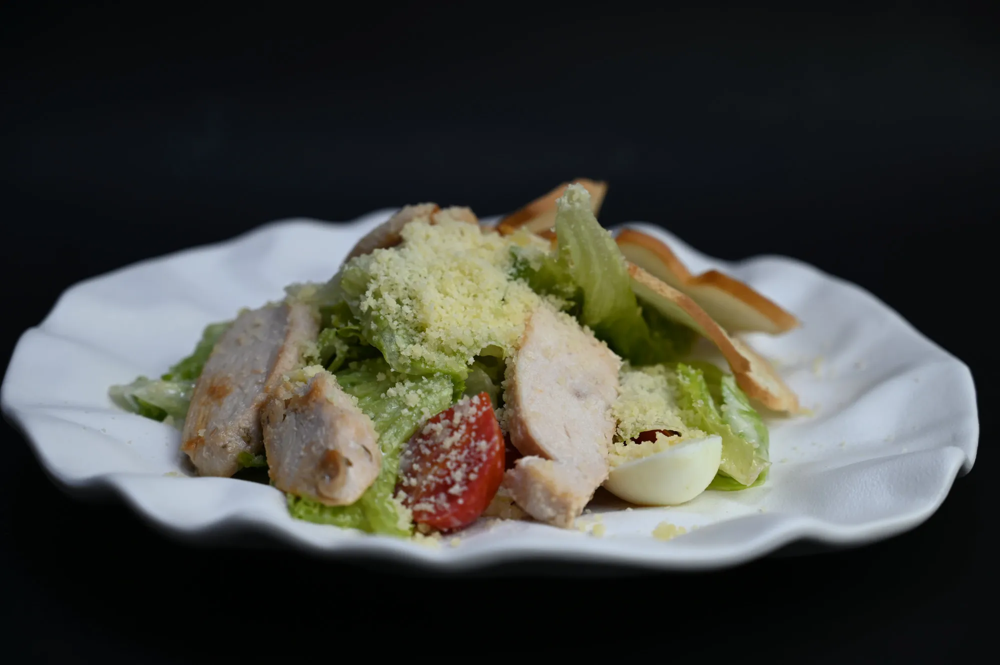 Салат Цезарь с курицей